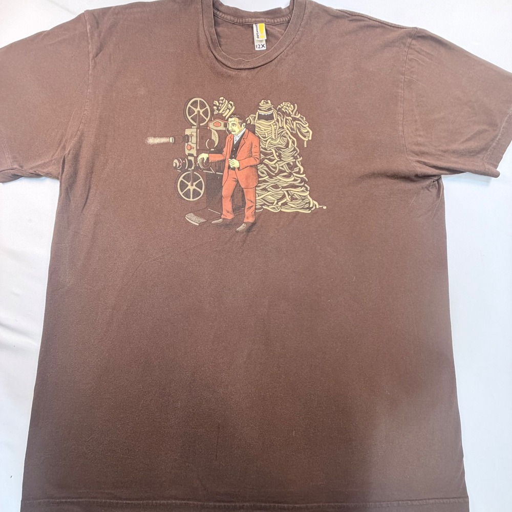 Shirt.Woot Horror Film Camila Matos Mens 2XL Brown Made USA Graphic T-Shirt
